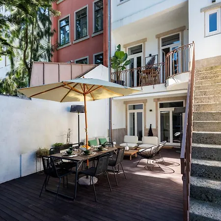Bmyguest - The Marquis Luxury Garden Apartment *