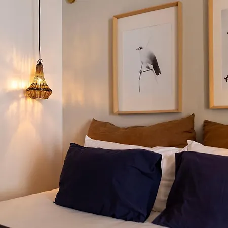 Bmyguest - The Marquis Luxury Garden Apartment