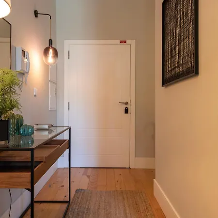 Apartment Bmyguest - The Marquis Luxury Garden